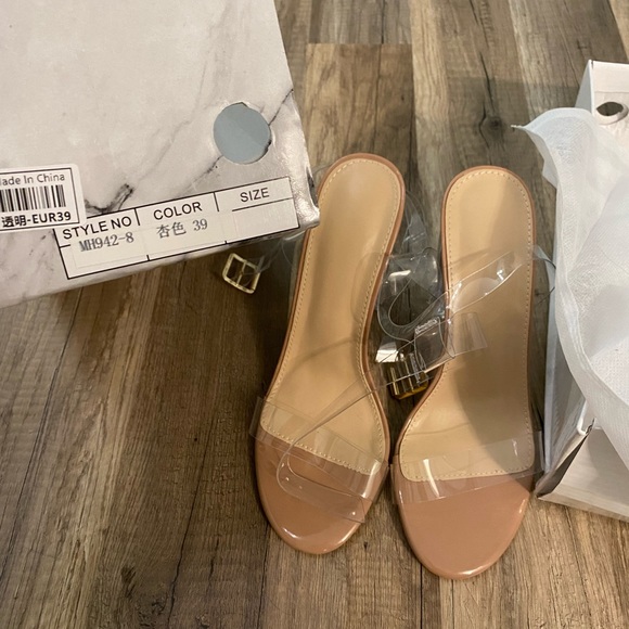 Clear heels - Picture 5 of 5